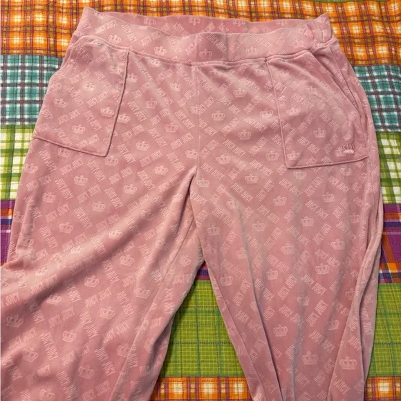 Juicy Couture Pink Monogram Velour Lounge Set - XL - Picture 4 of 9